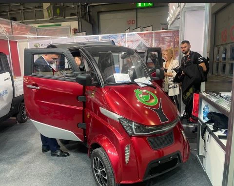 EEC Neighborhood LSV Electric Compact Car For Mobility Solution